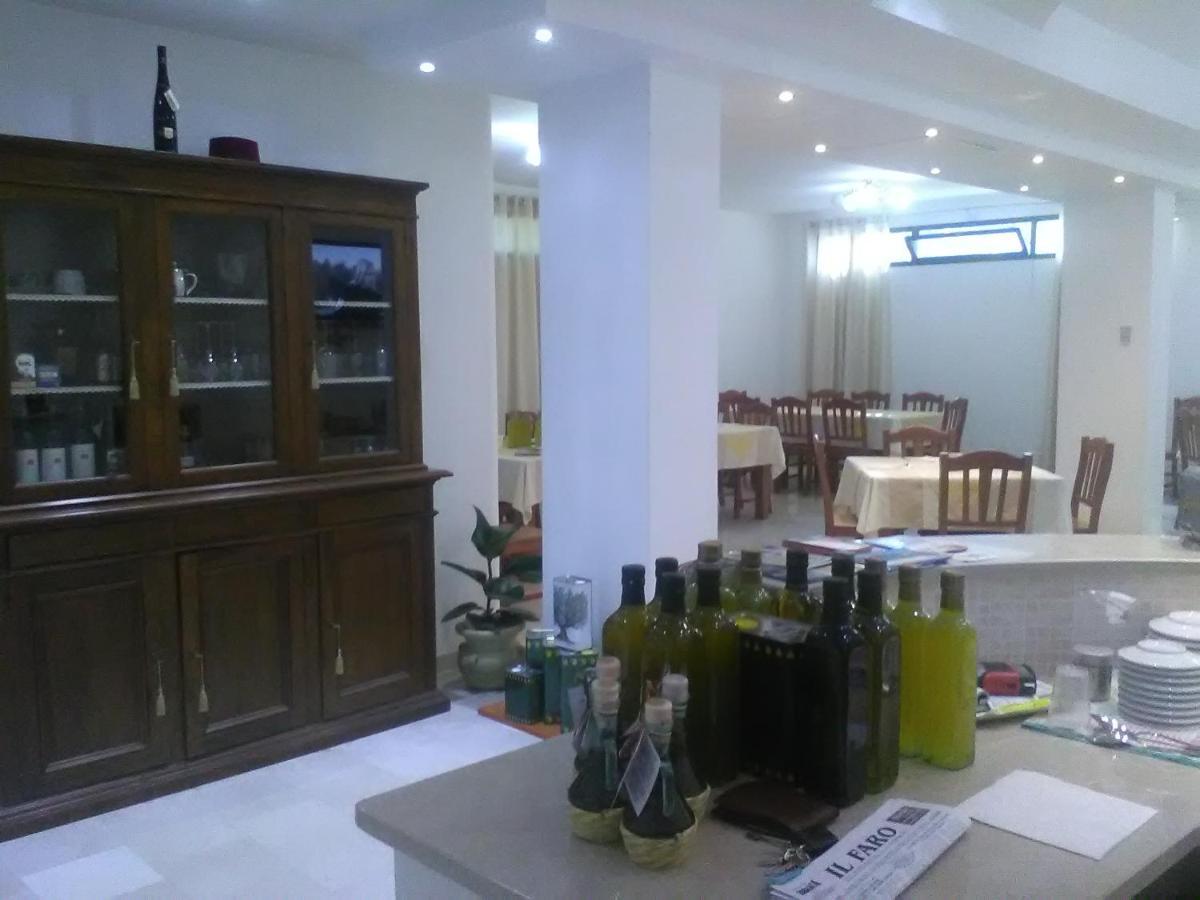 Borgo Cerasa Bed & Breakfast เวียสเต ภายนอก รูปภาพ